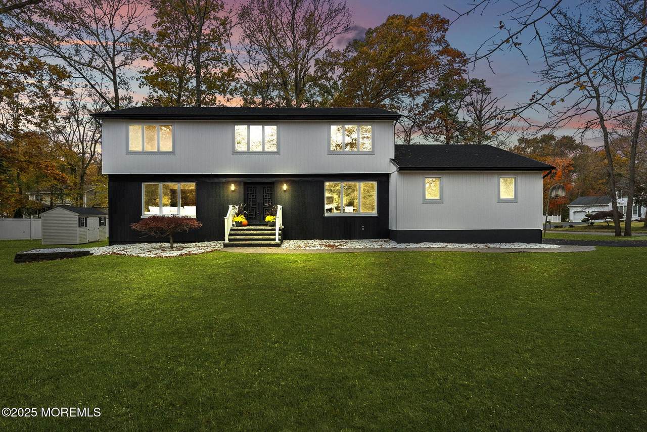 1 Richard Court - Photo 1