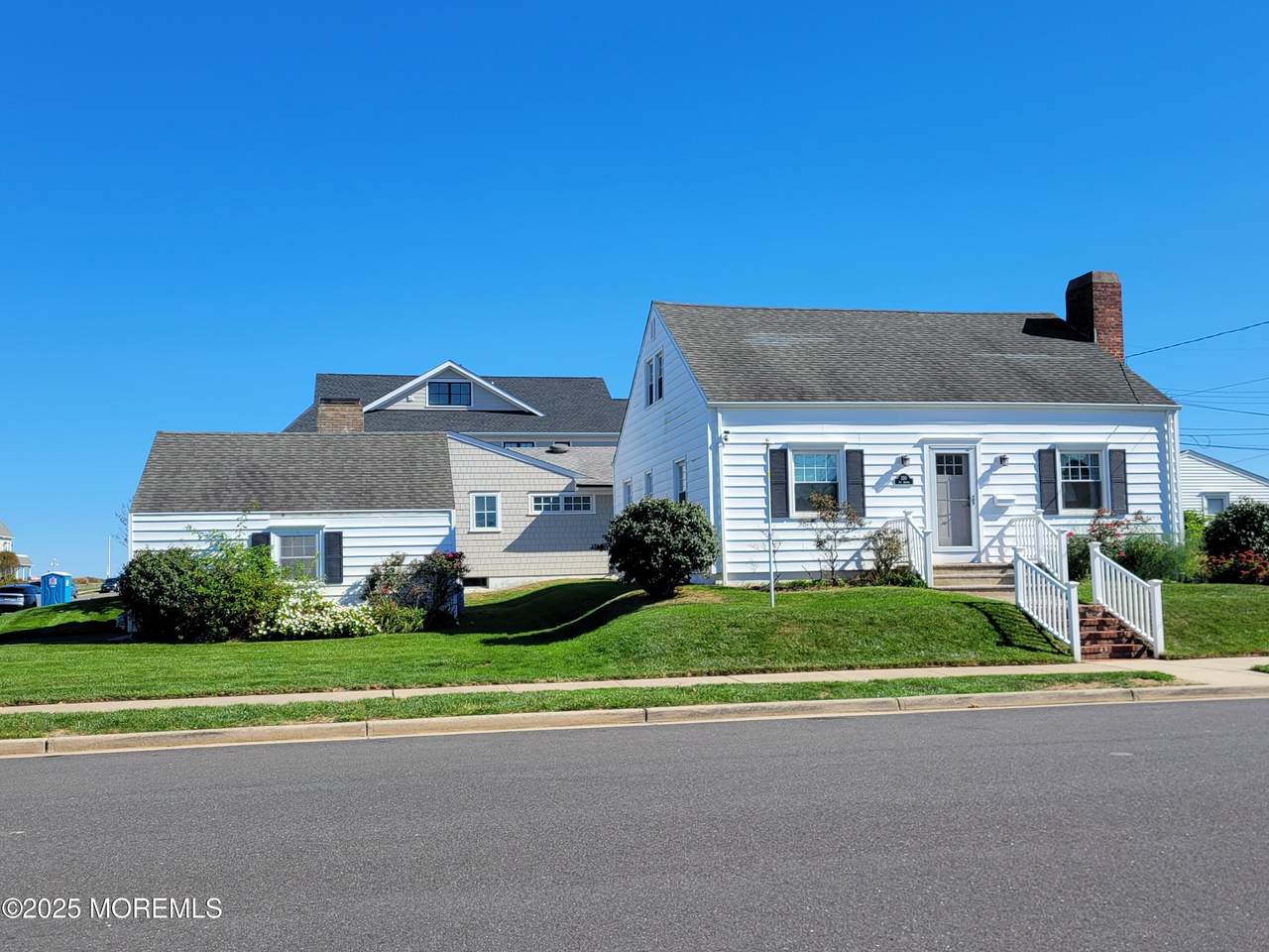 https://bt-photos.global.ssl.fastly.net/monmouth/1280_boomver_2_22532408-2.jpg