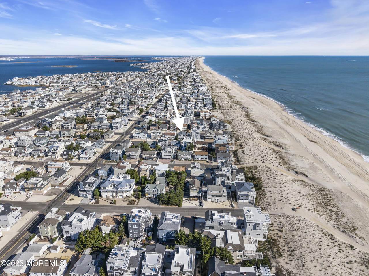 113 Mermaid Lane - Photo 1