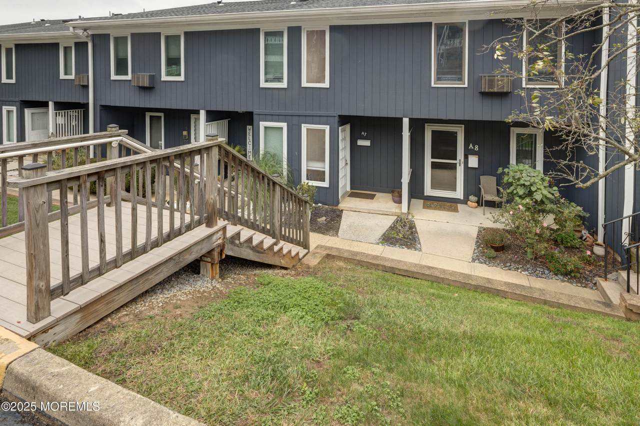 7 Twinlights Terrace - Photo 1