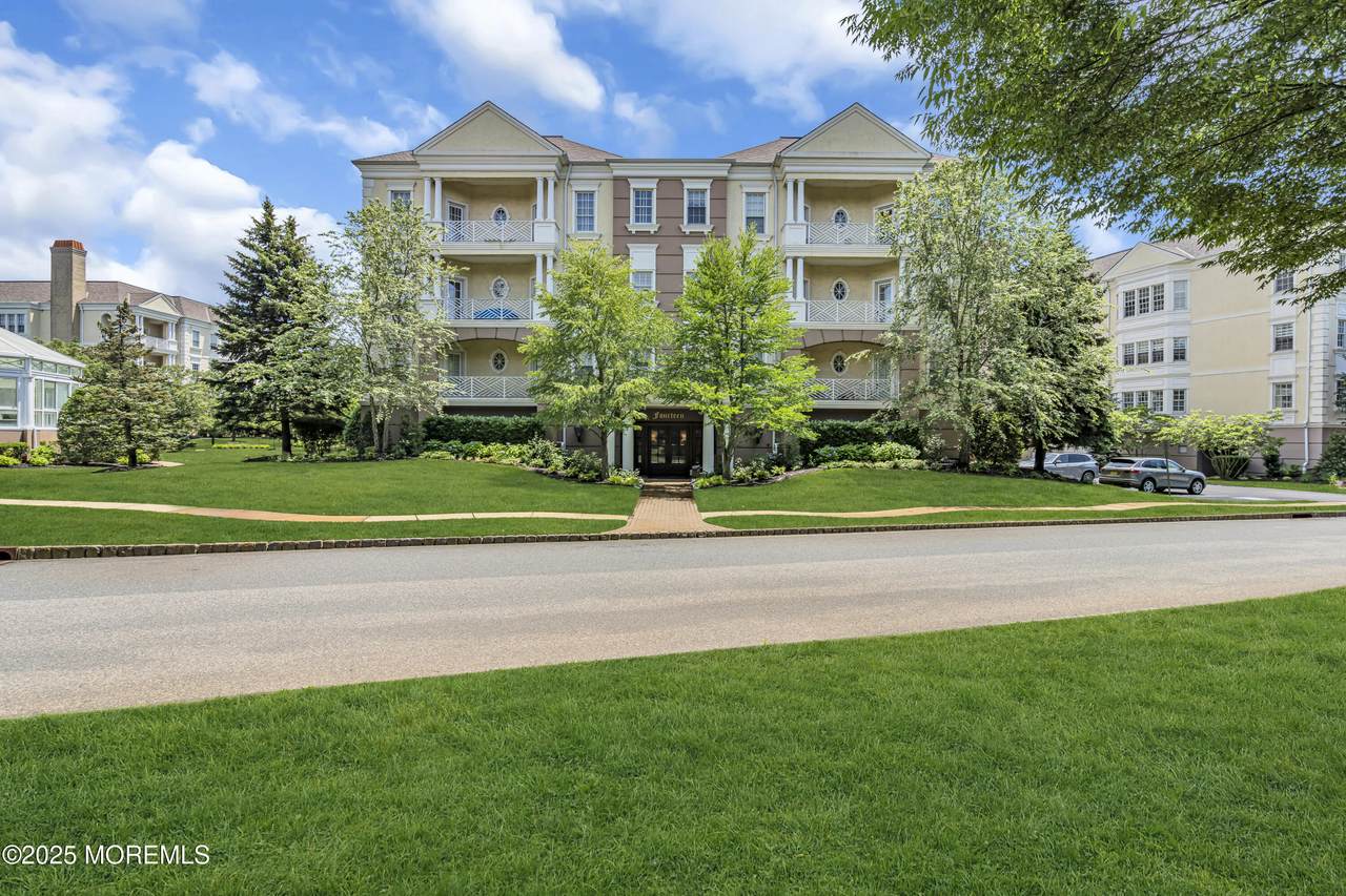 142 Oval Road - Photo 1