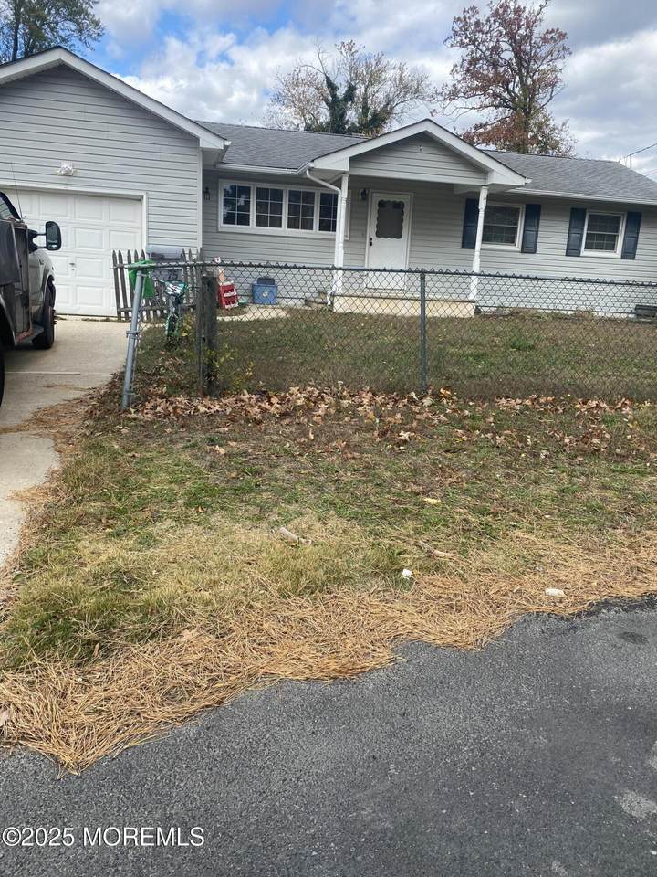 75 Maplewood Circle - Photo 1