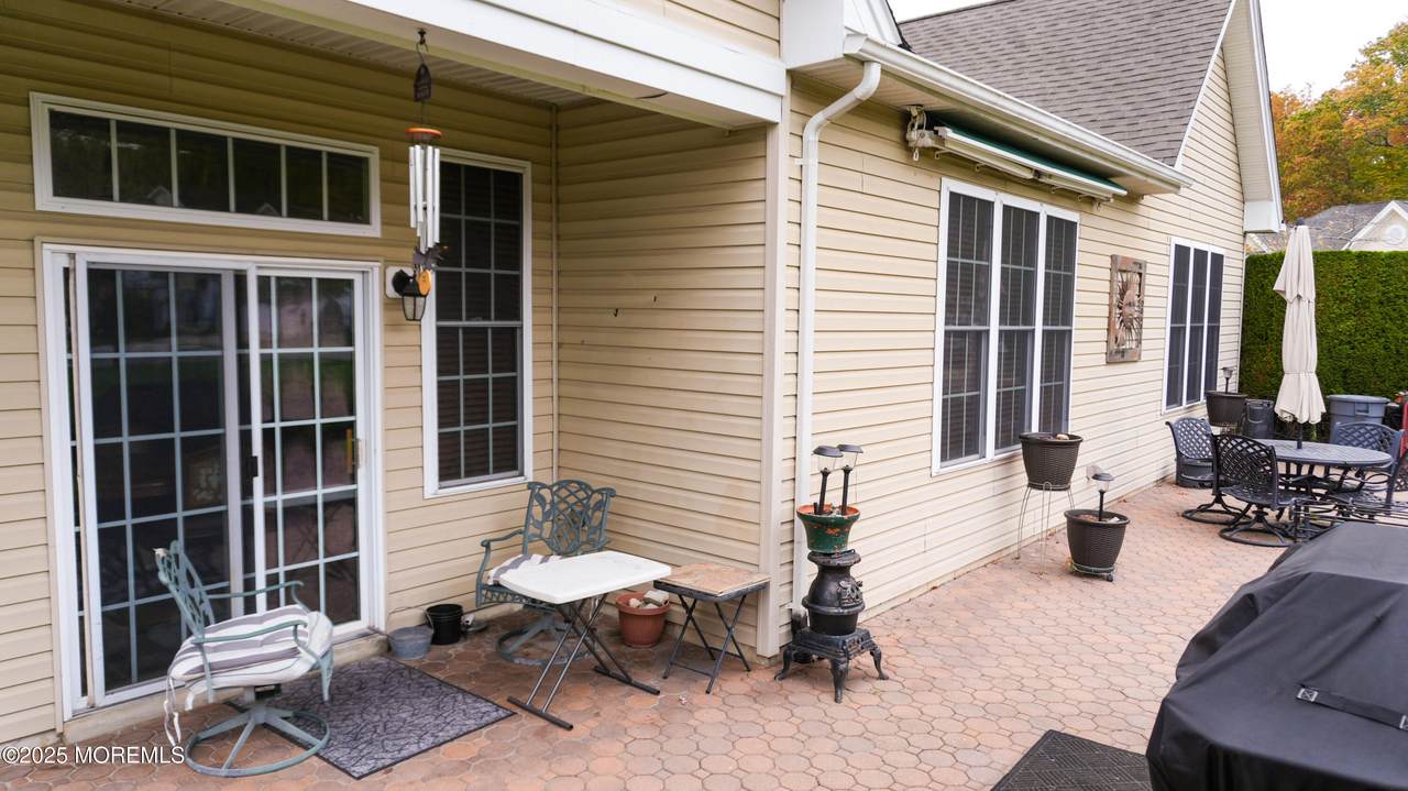 1 Belmont Court - Photo 1