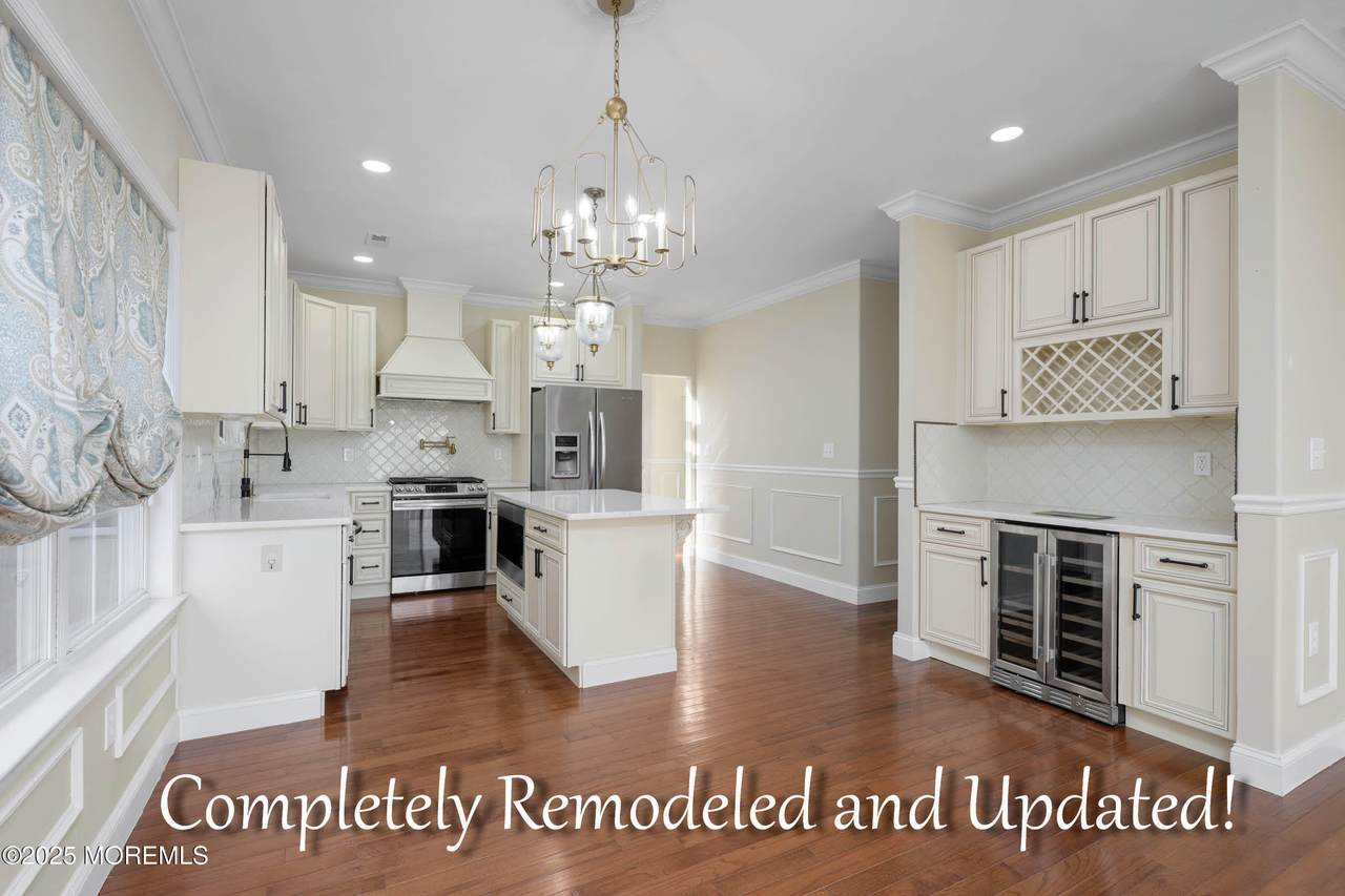 5 Geoffrey Court - Photo 1