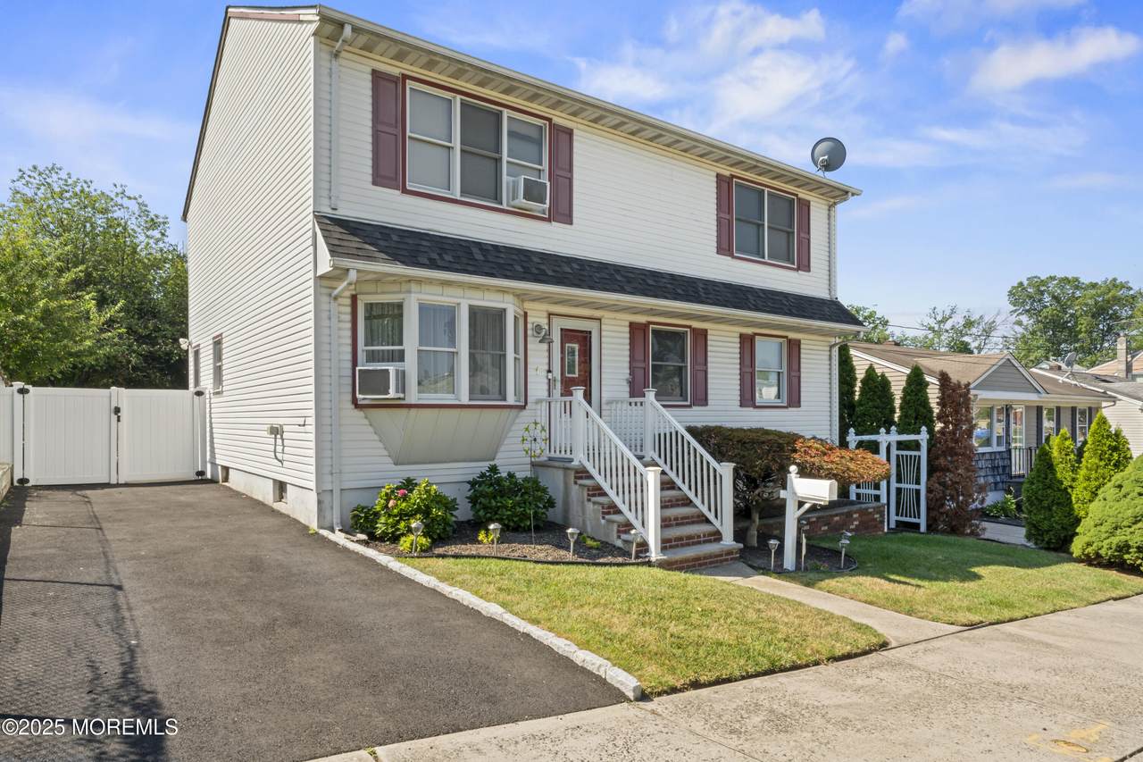 1 Olive Street - Photo 1