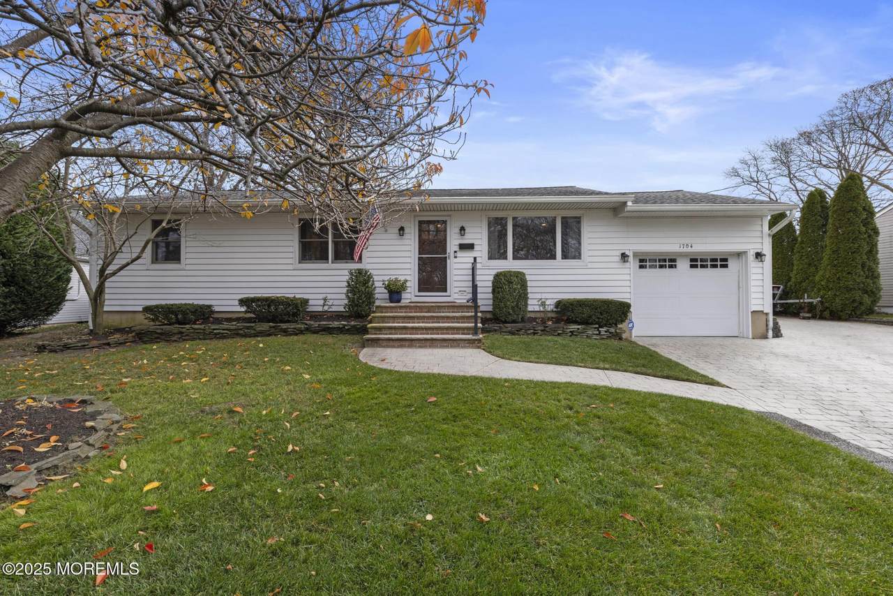 1704 Grove Street - Photo 1