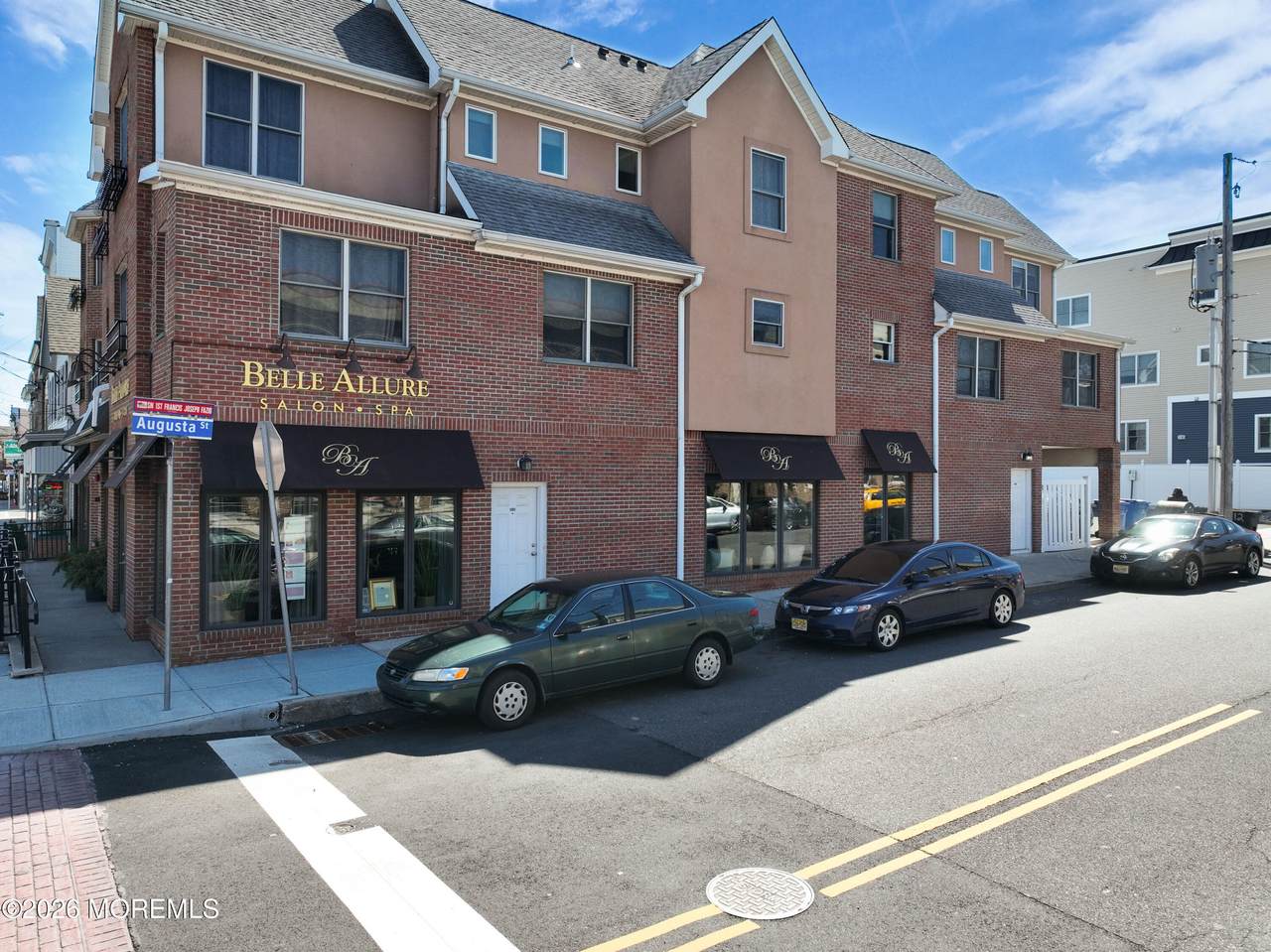 112 Broadway - Photo 1