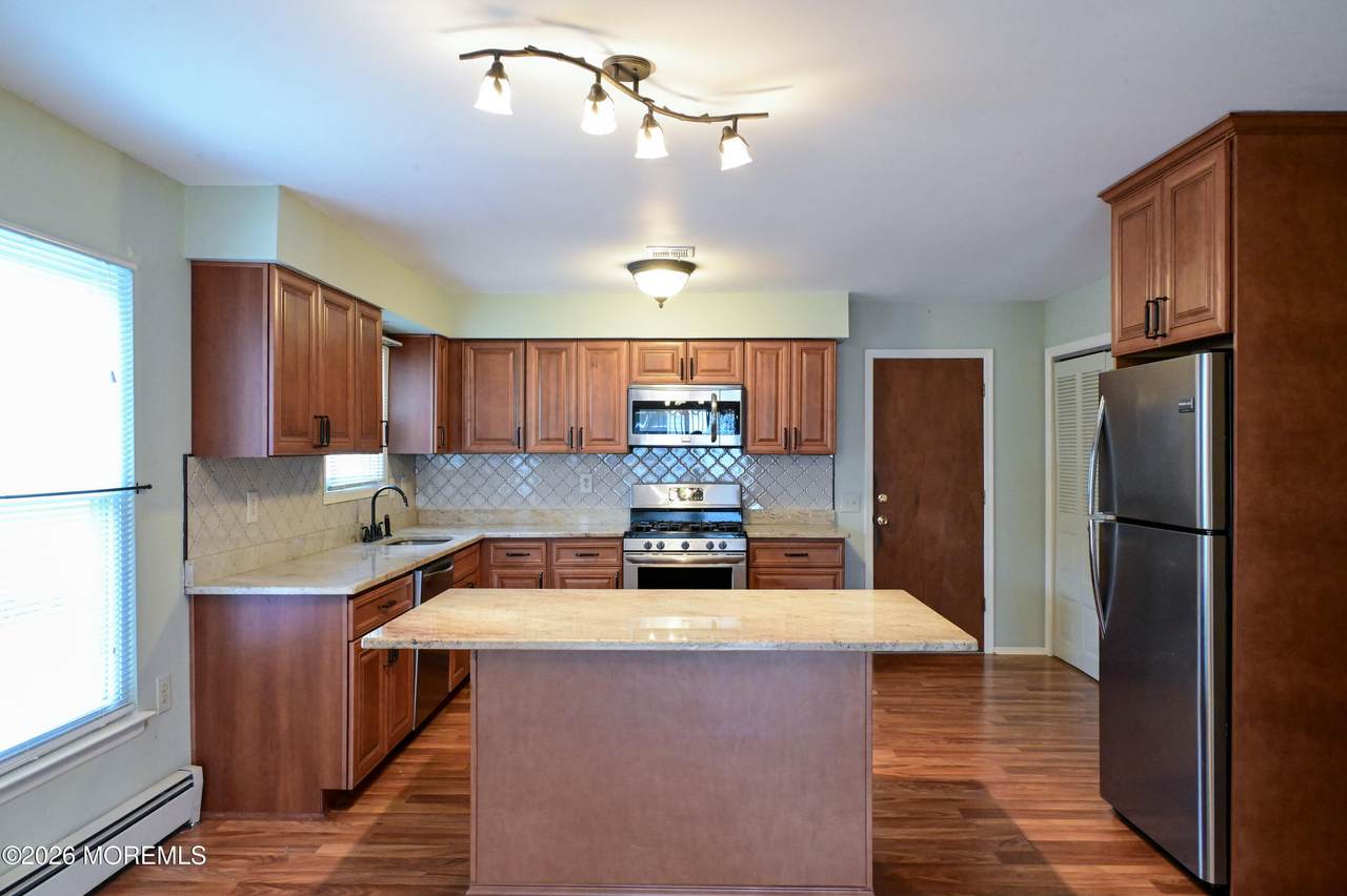 15 Chateux Lane - Photo 1