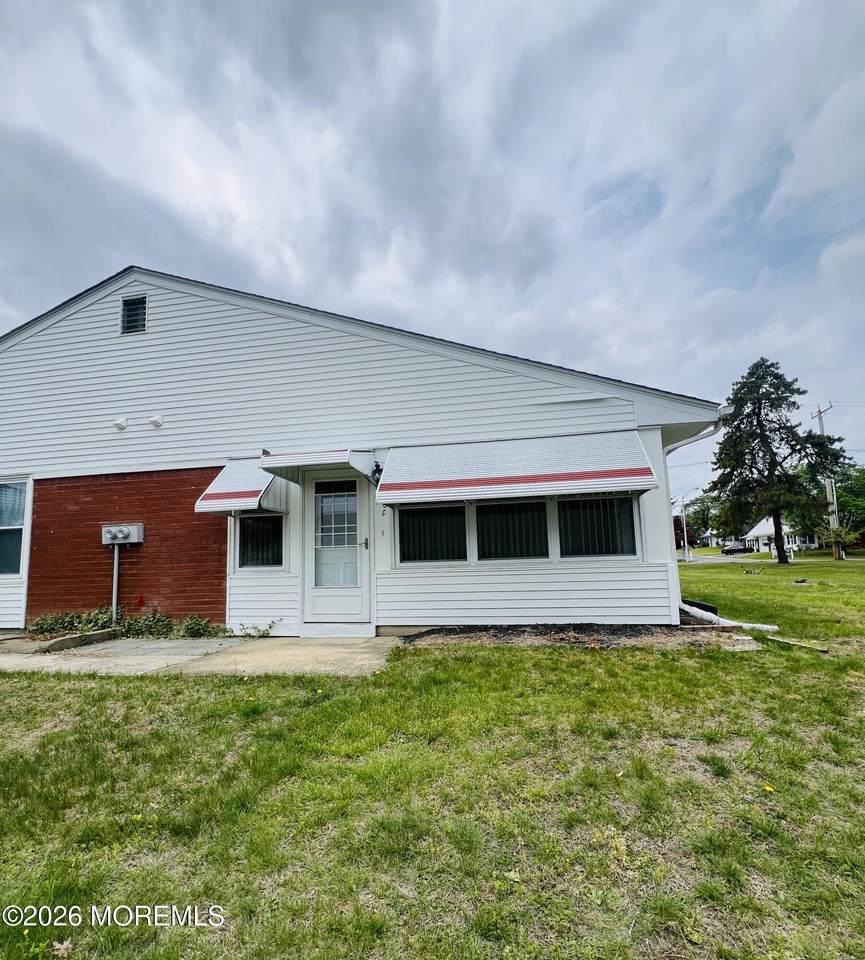 106 Hope Road - Photo 1