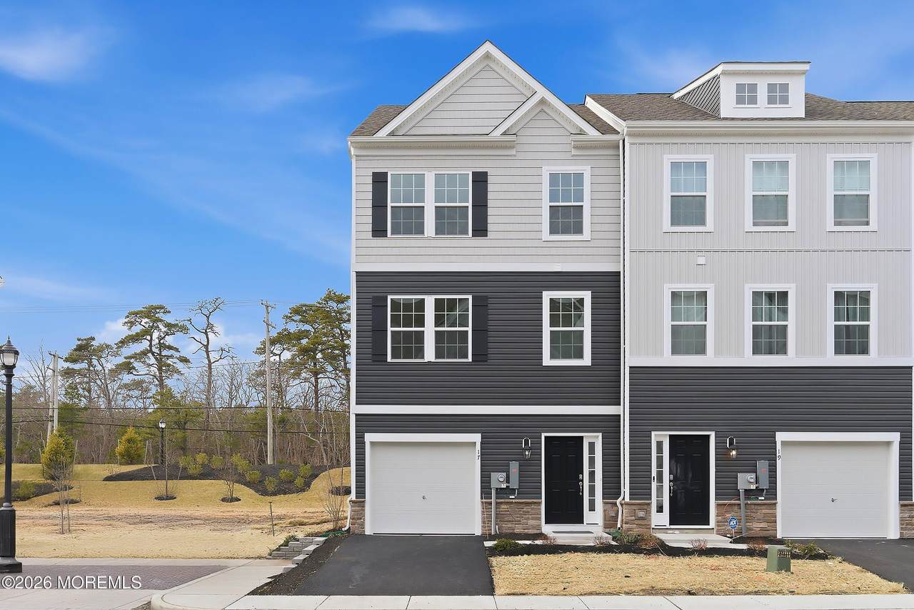 17 Baybreeze Drive - Photo 1