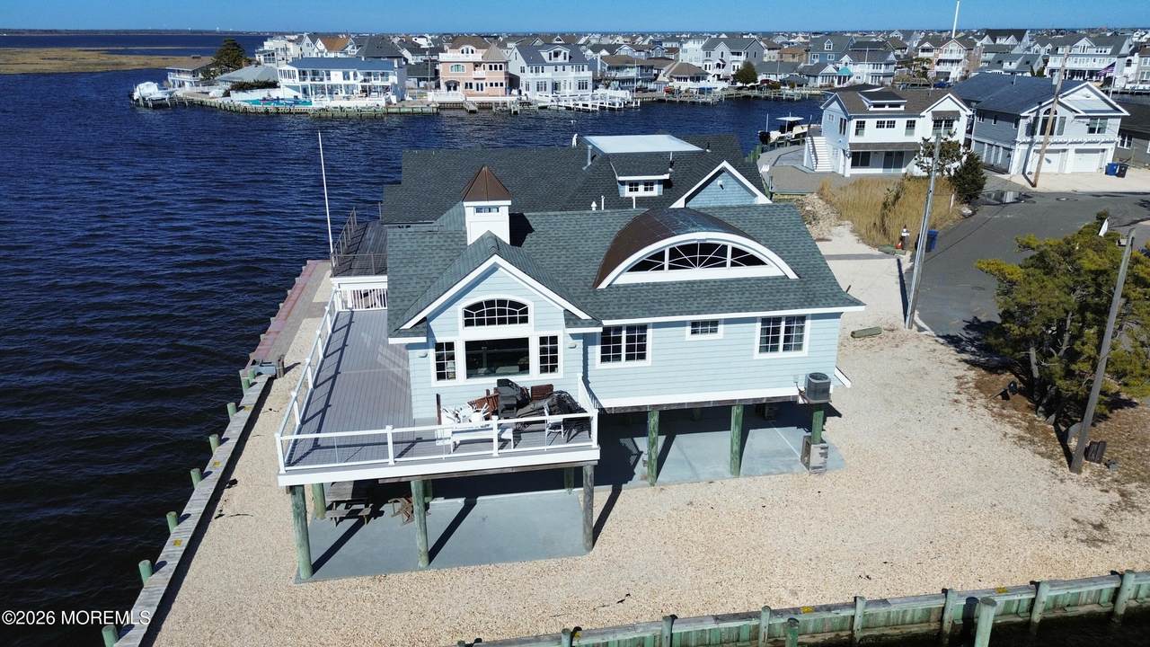 351 Bayview Drive - Photo 1