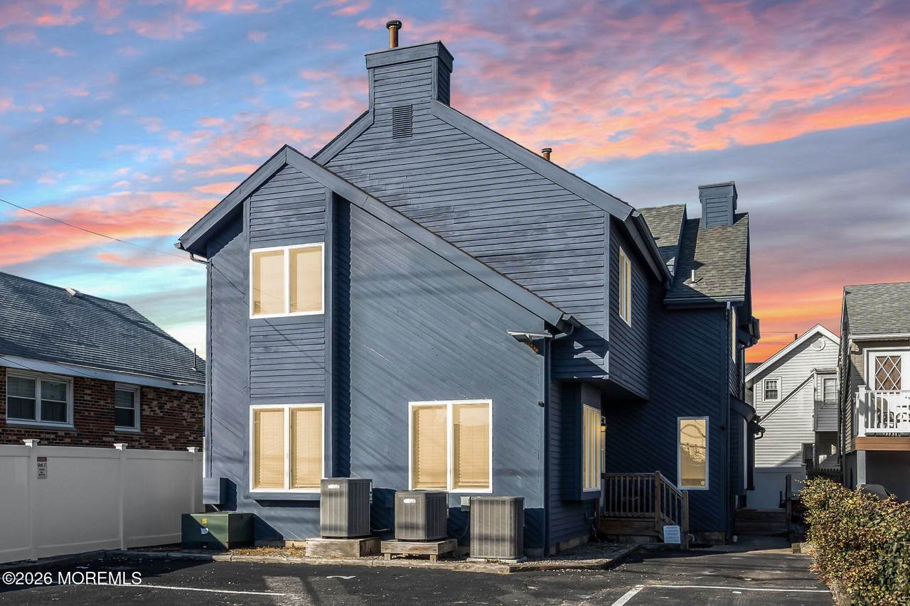 62 Sherman Avenue - Photo 1