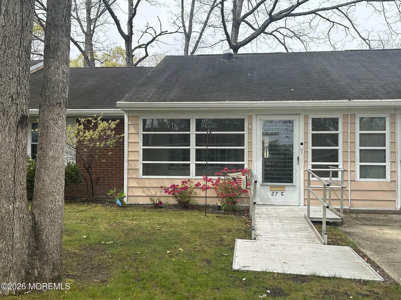 87C Dorchester Drive - Photo 1