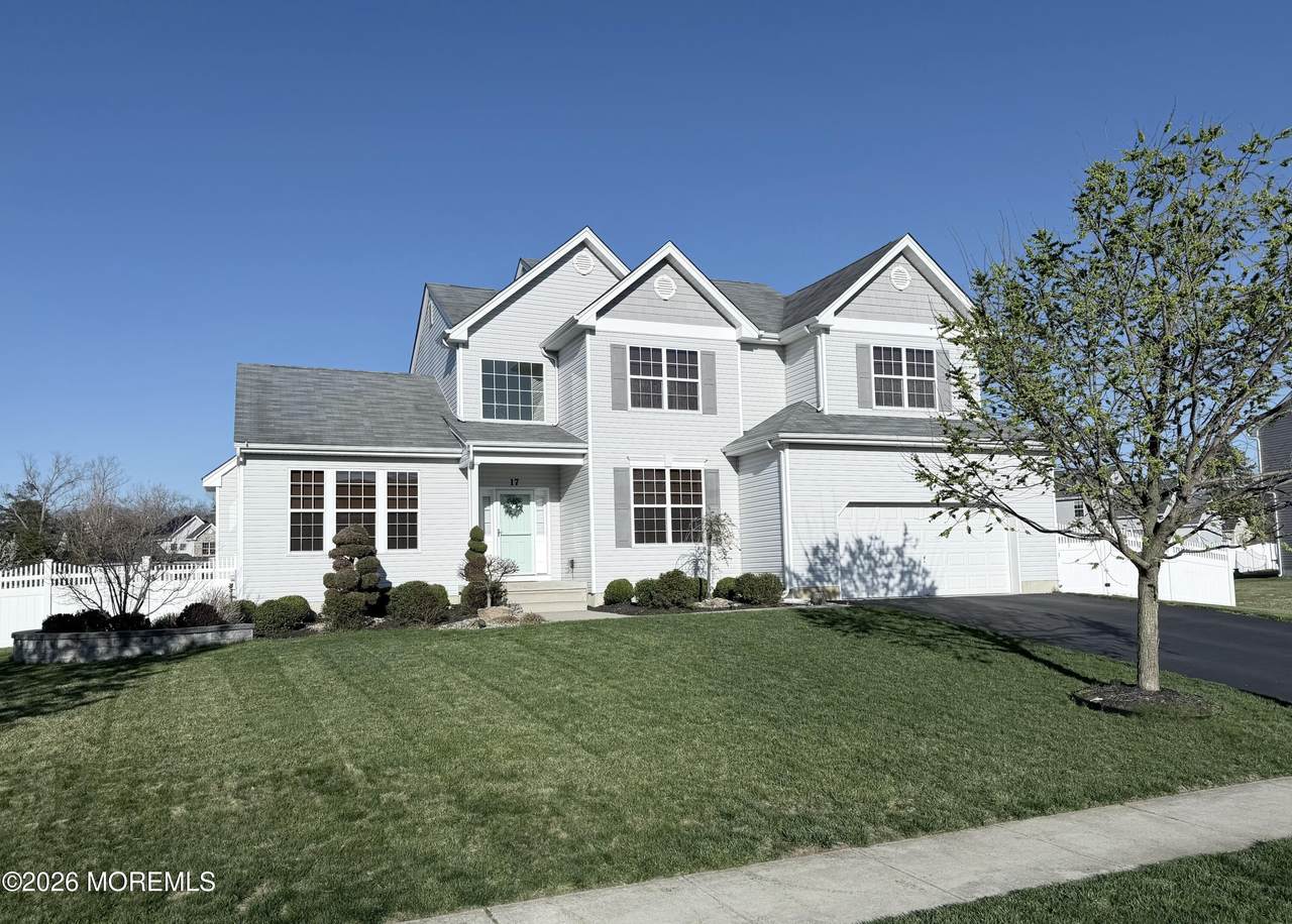 17 Royal Grove Drive - Photo 1