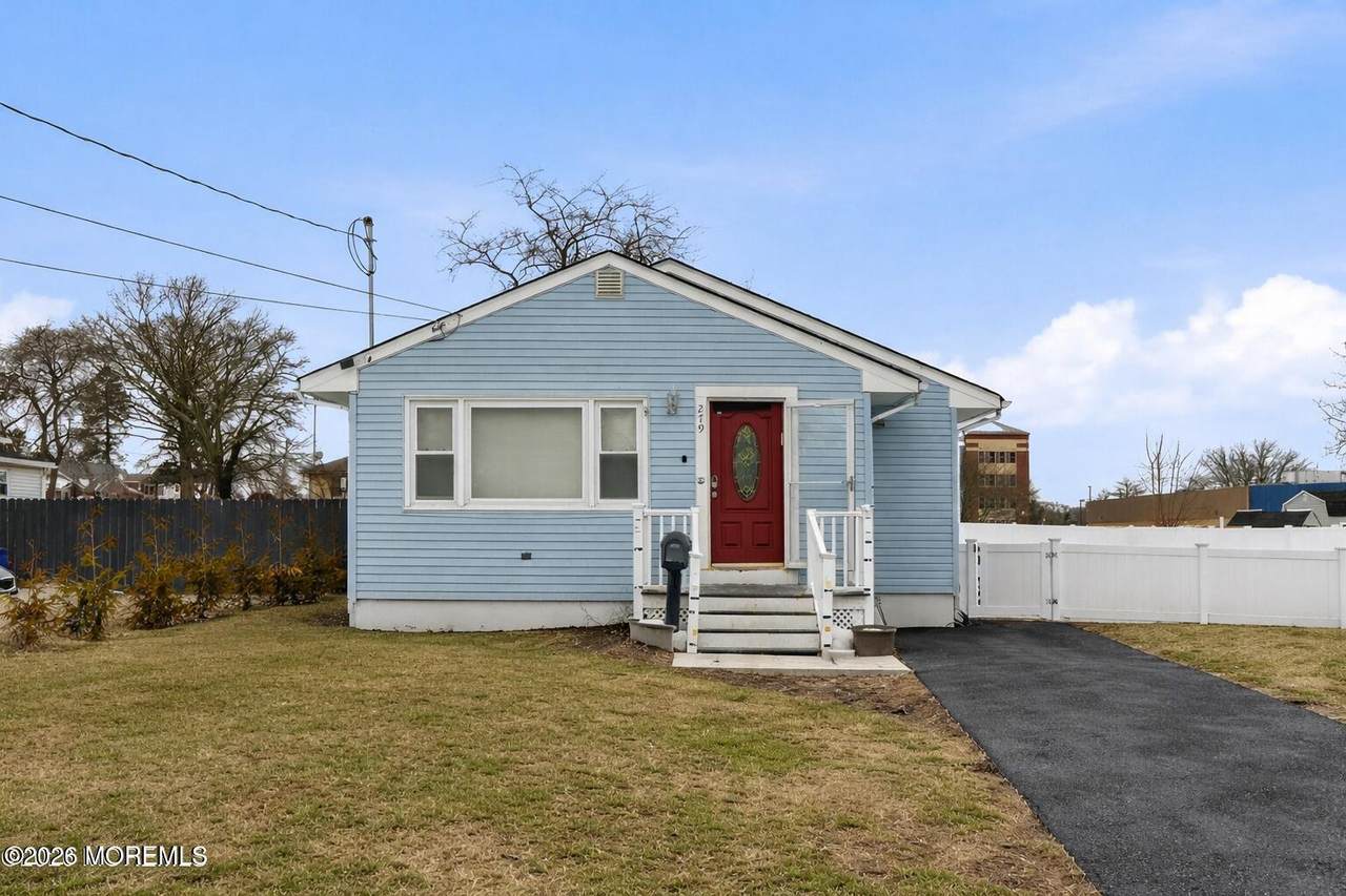 279 West End Avenue - Photo 1