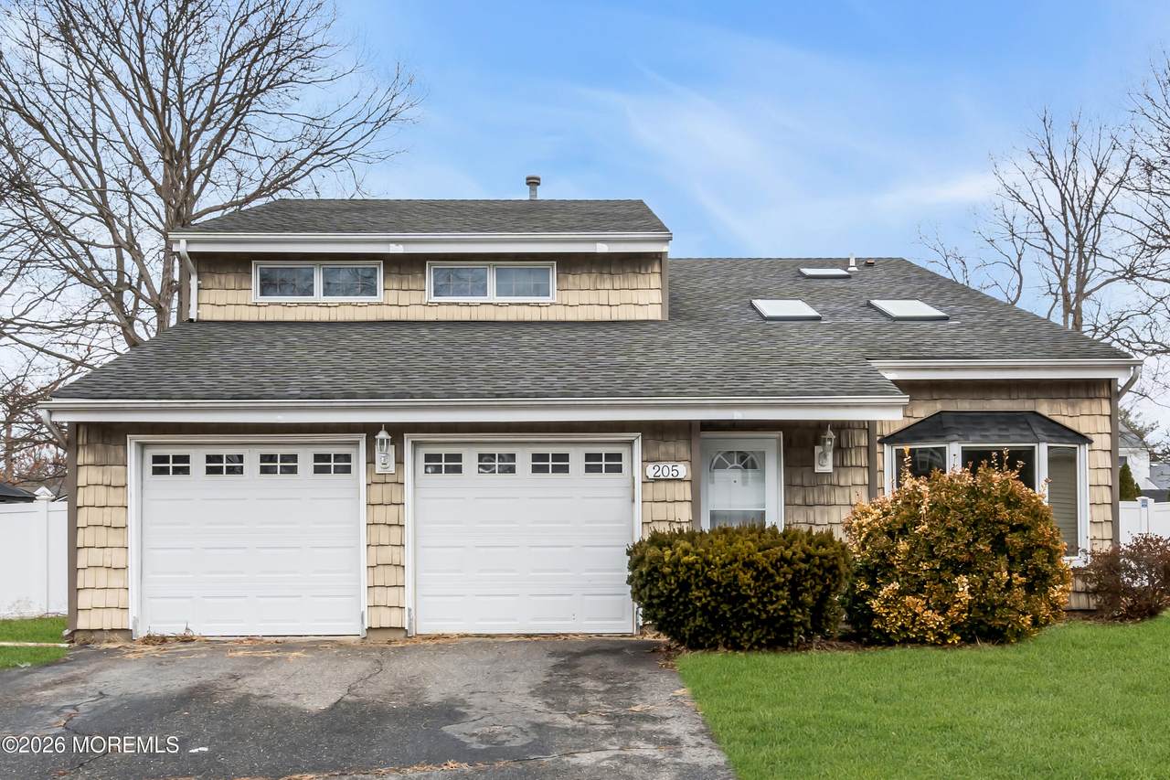 205 Liberty Bell Road - Photo 1