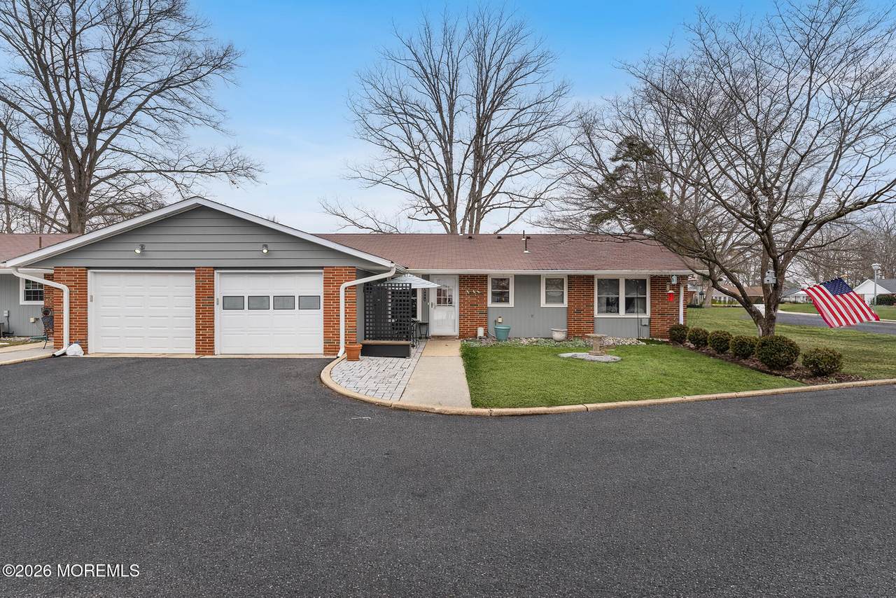 449A Cheshire Court - Photo 1