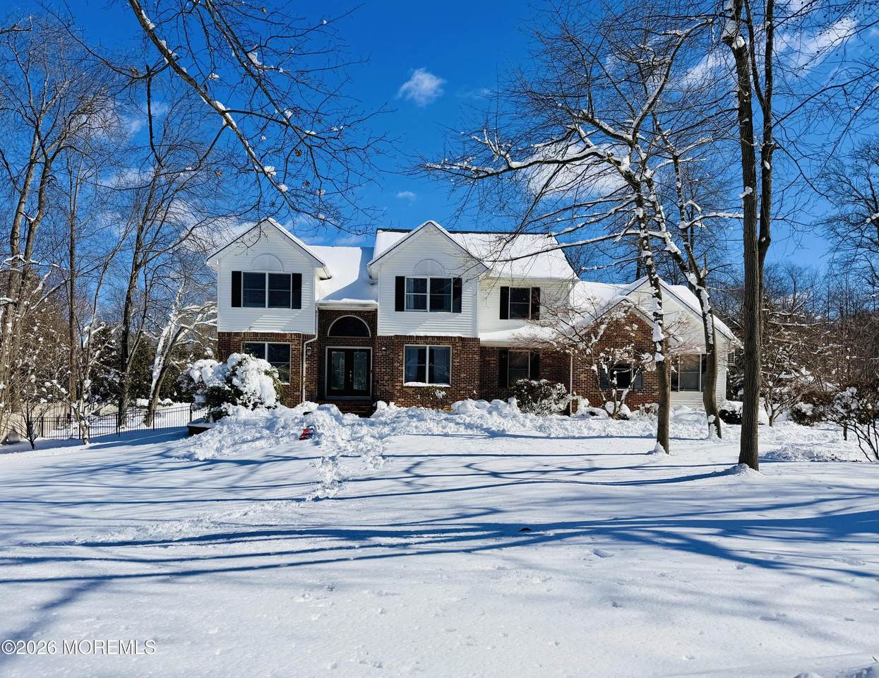 4 Roxbury Lane - Photo 1