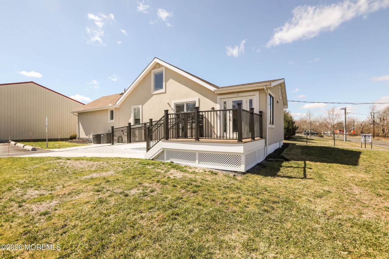 12 Sharon Road - Photo 1