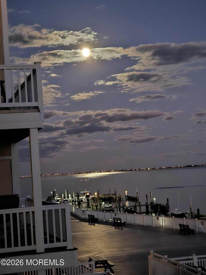 https://bt-photos.global.ssl.fastly.net/monmouth/1280_boomver_2_22605697-2.jpg