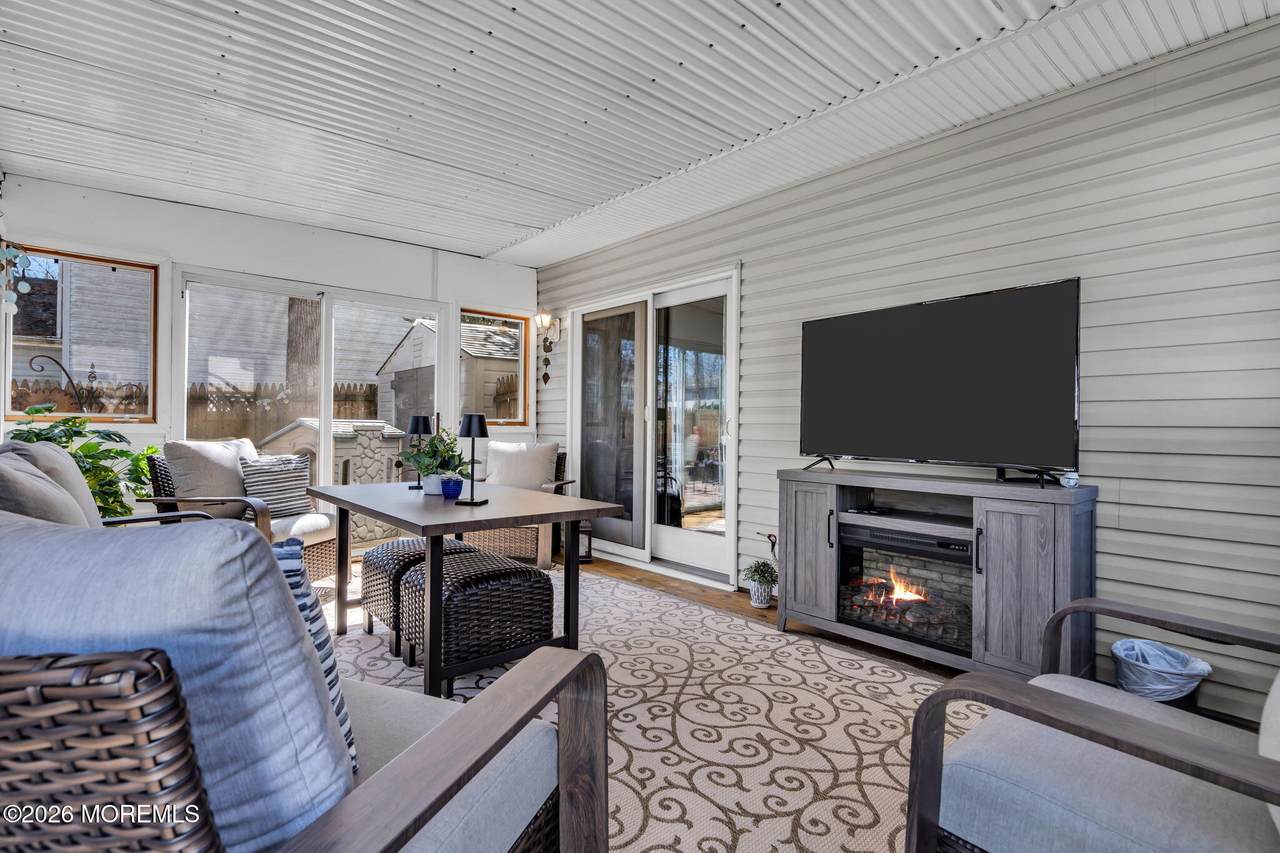 14 Cypress Avenue - Photo 1