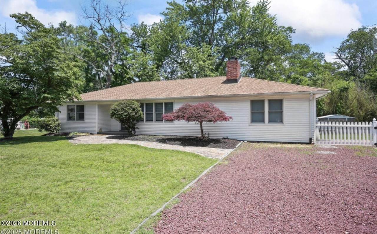 2025 Lesser Parkway - Photo 1