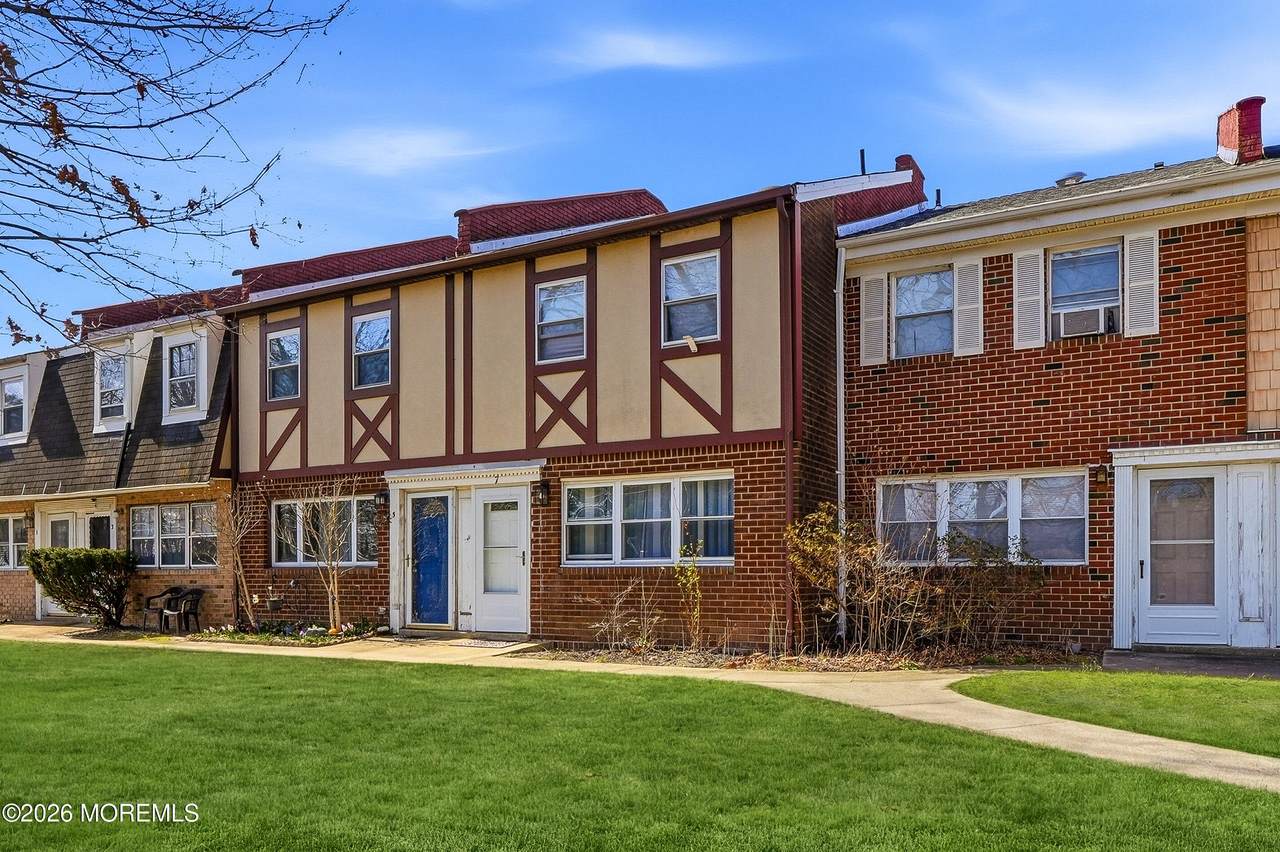 7 Briar Mills Drive - Photo 1