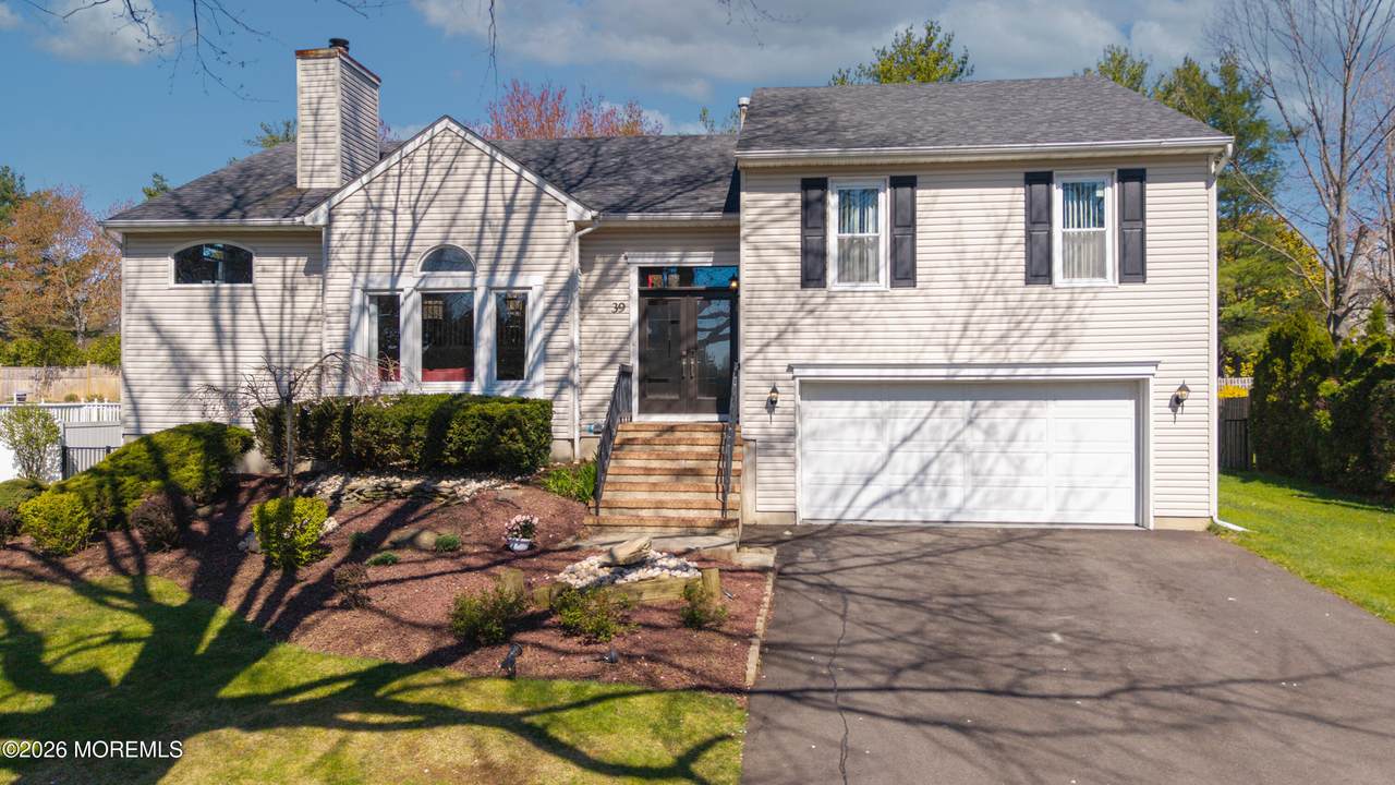 39 Royal Road - Photo 1