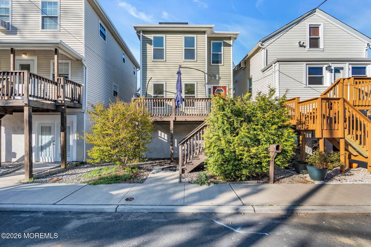 13 Locust Street - Photo 1