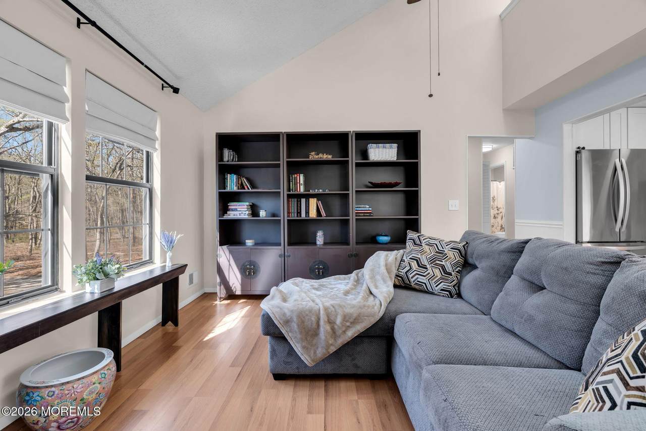 904 Poppy Place - Photo 1