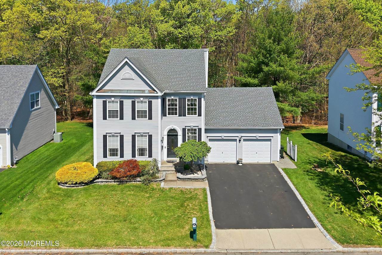16 Samantha Drive - Photo 1