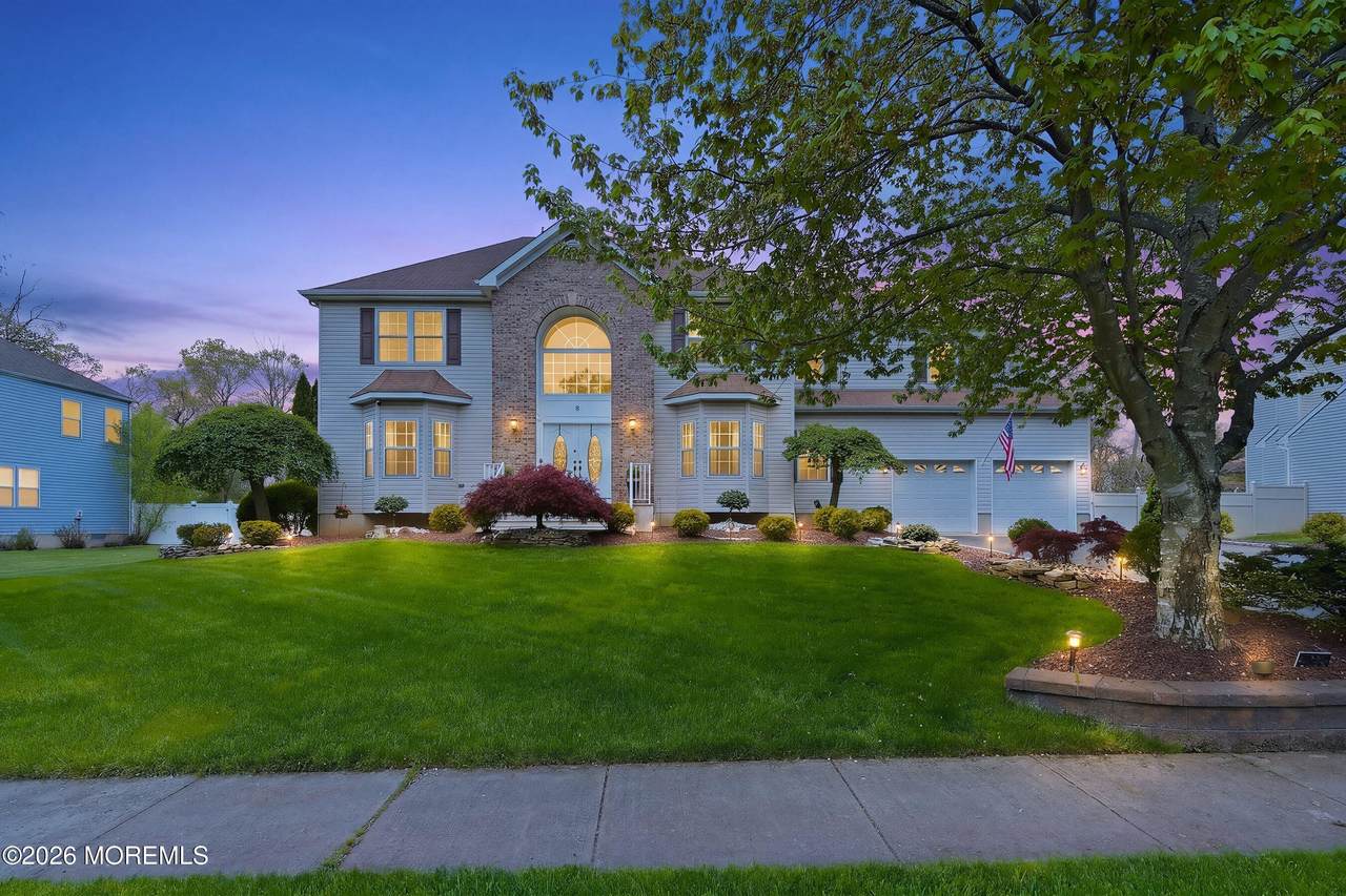 8 Arboretum Drive - Photo 1