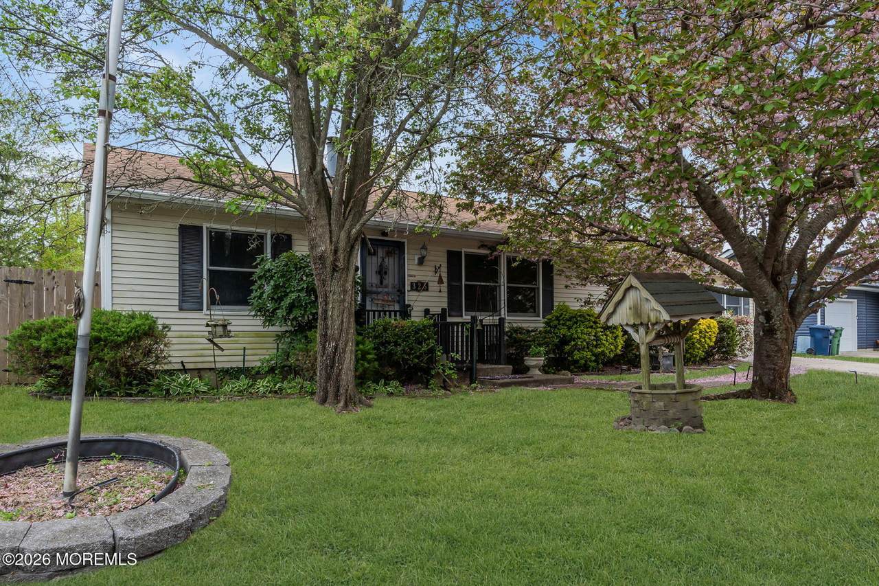 325 Spar Avenue - Photo 1