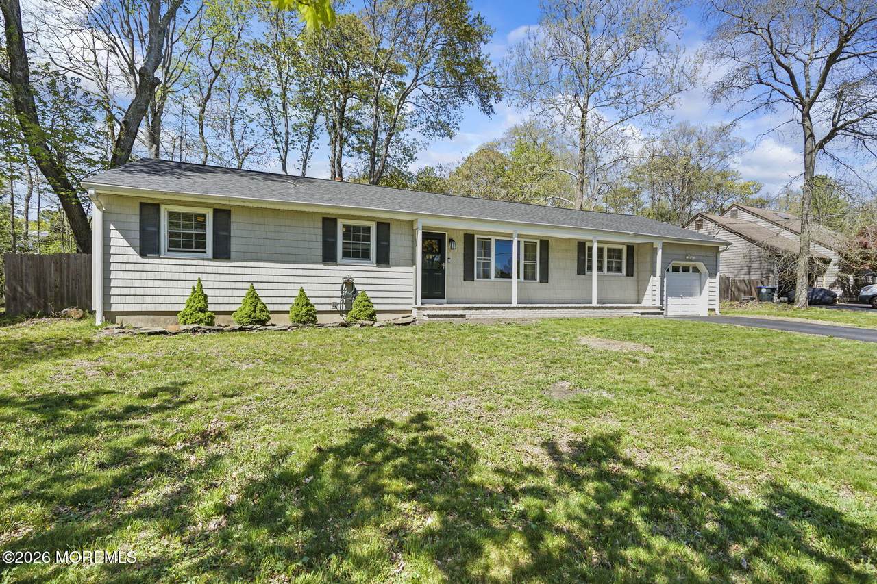 4700 Belmar Boulevard - Photo 1