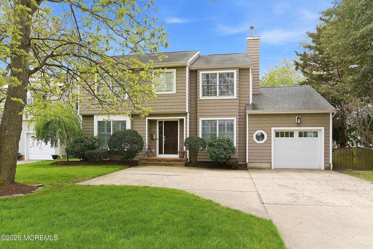 924 Ocean Road - Photo 1