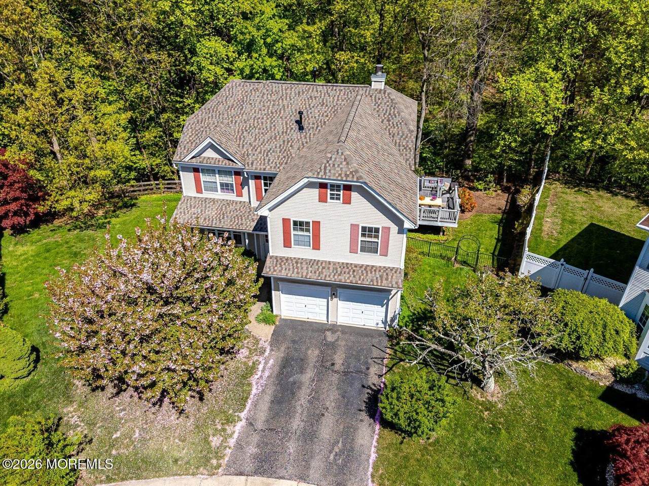 87 Queensbury Court - Photo 1