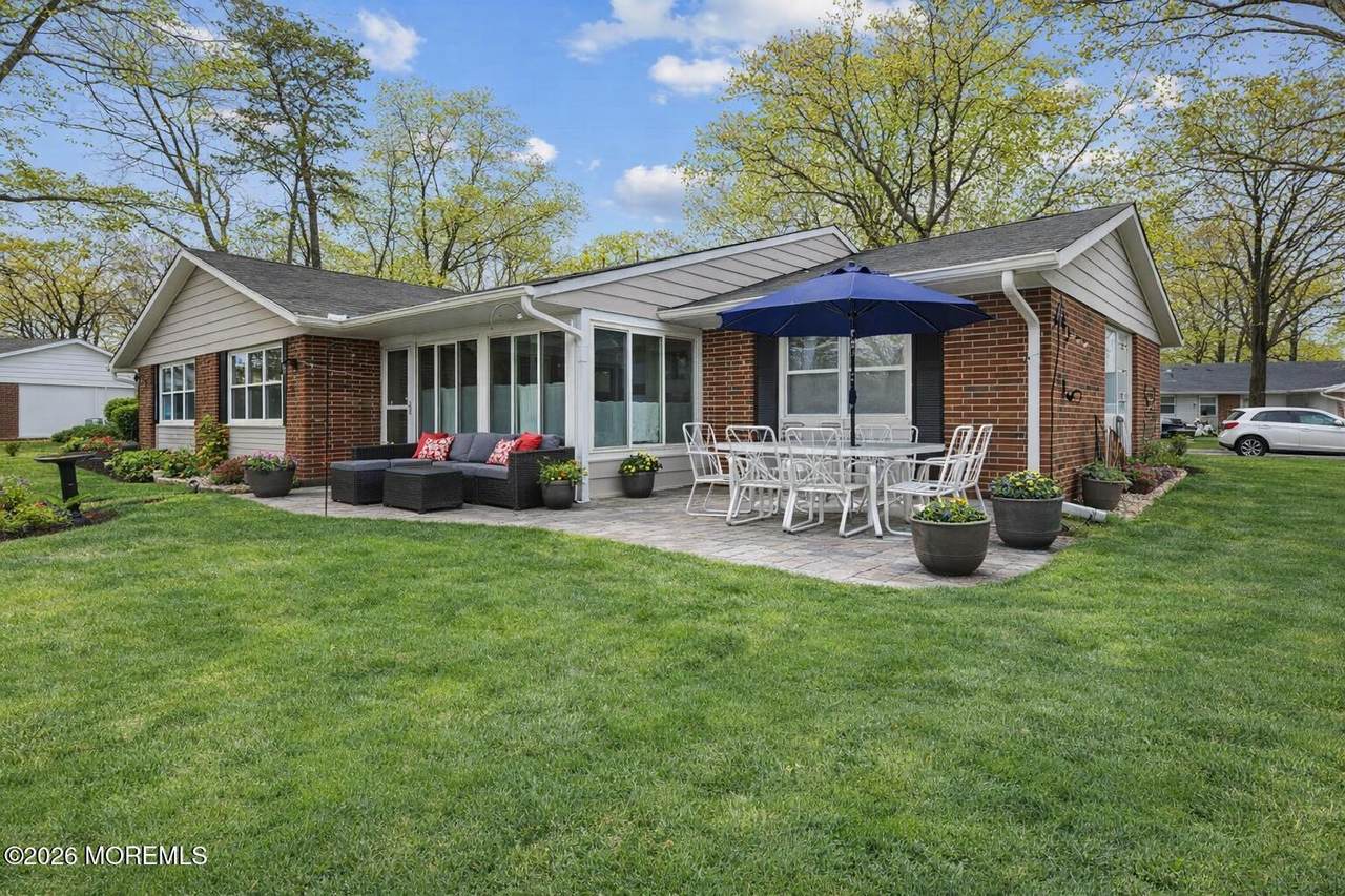 609B Lake Point Drive - Photo 1