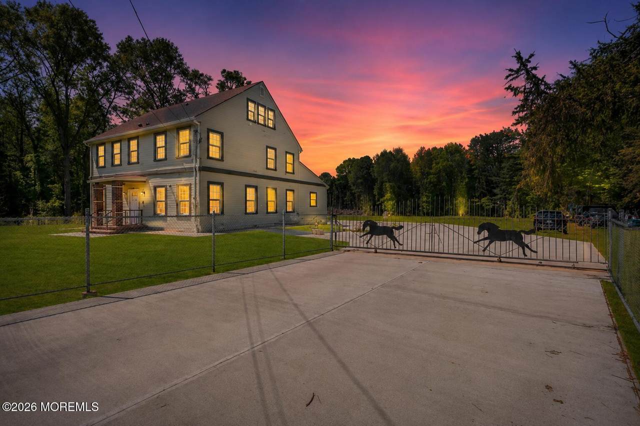 141 Arneys Mount Road - Photo 1