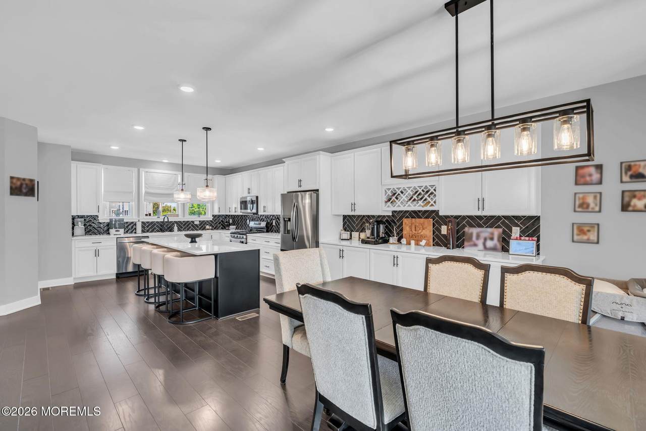 12 Raritan Cove - Photo 1