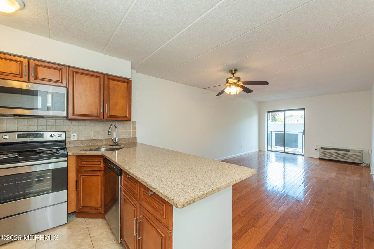 5 Linden Street - Photo 1