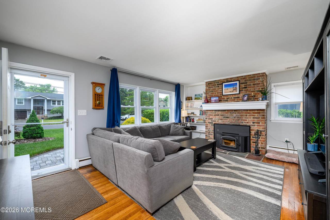 7 Boxwood Terrace - Photo 1