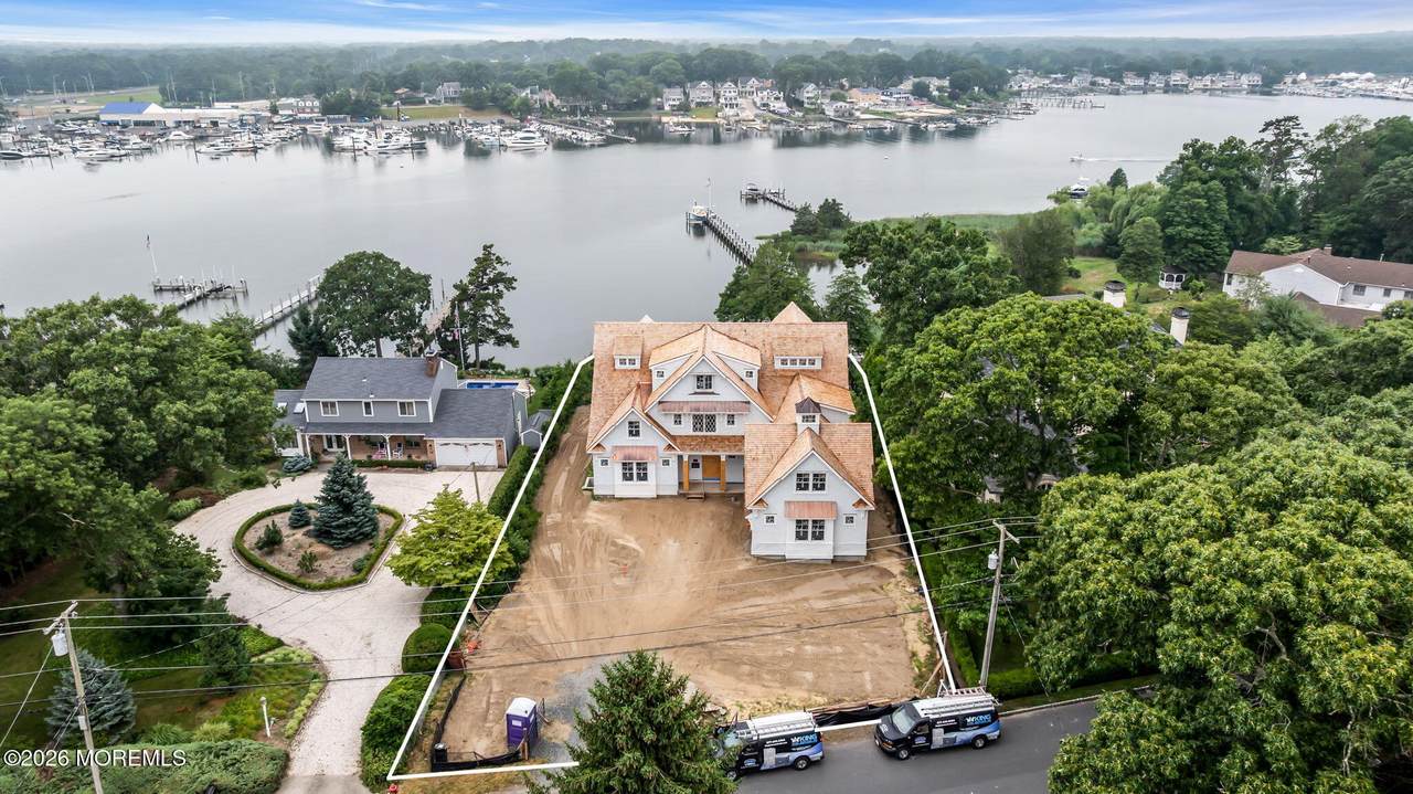 2639 River Road - Photo 1