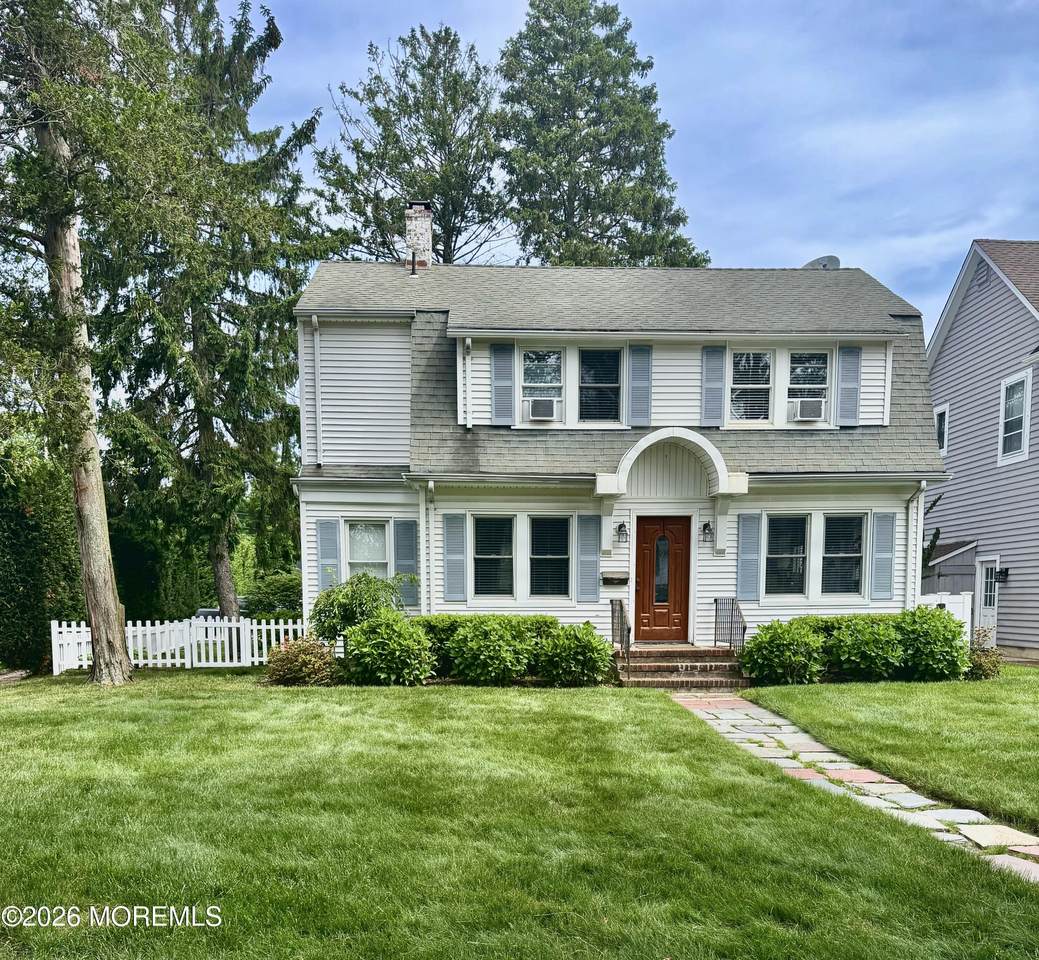 625 Brooklyn Boulevard - Photo 1