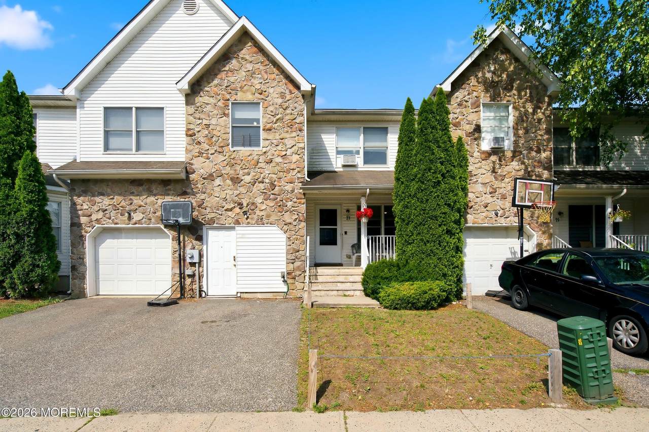 21 Kingsfield Drive - Photo 1