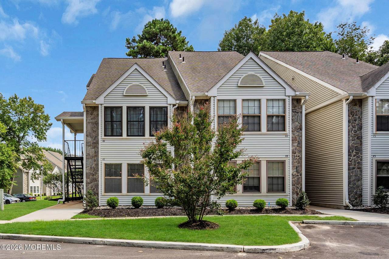 47 Chelmsford Court - Photo 1
