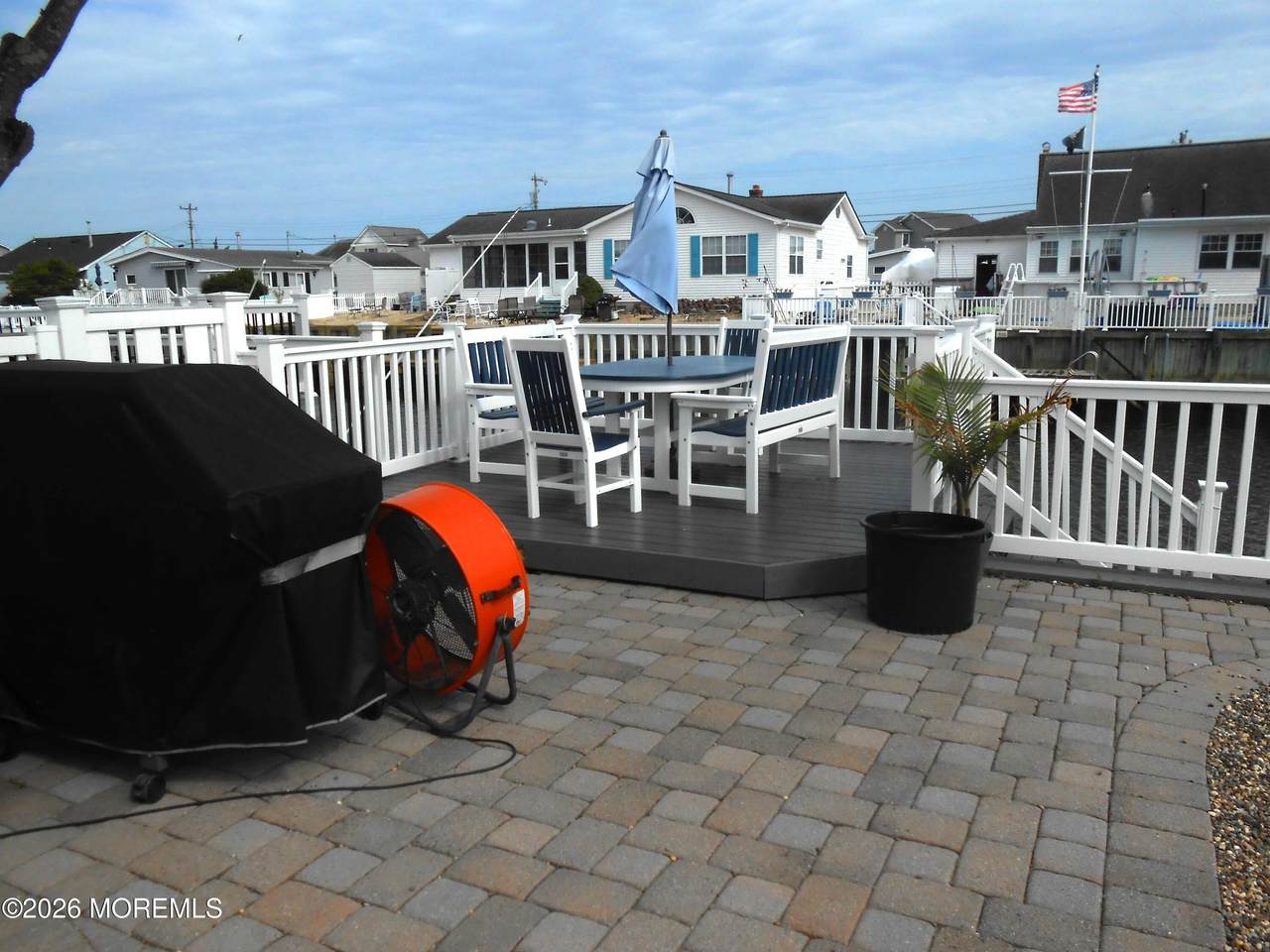 https://bt-photos.global.ssl.fastly.net/monmouth/1280_boomver_2_22619923-2.jpg