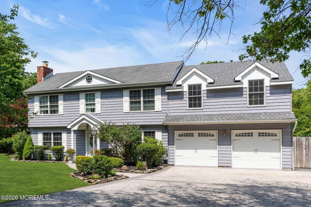 375 Kildare Drive - Photo 1