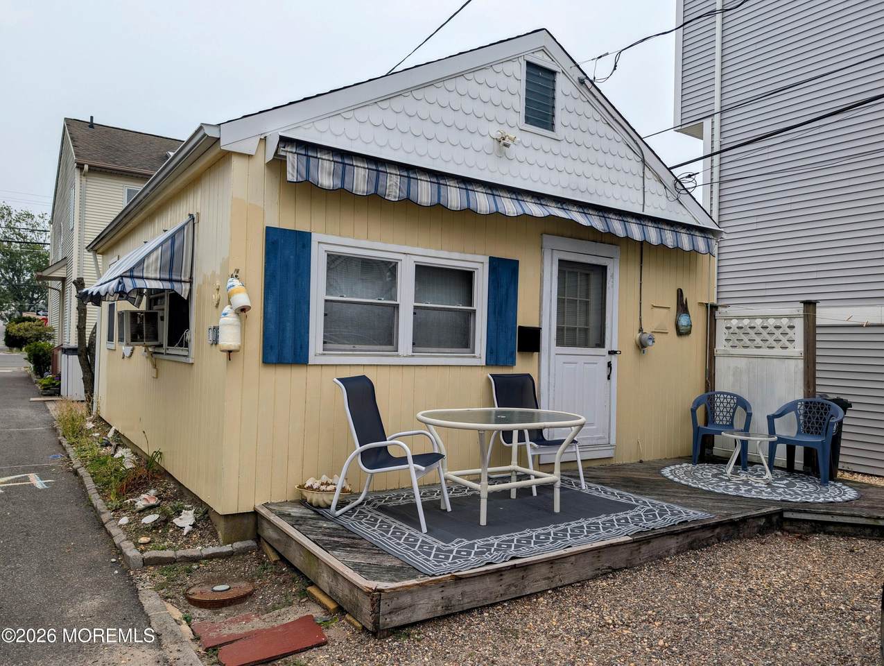 105 Surf Way - Photo 1
