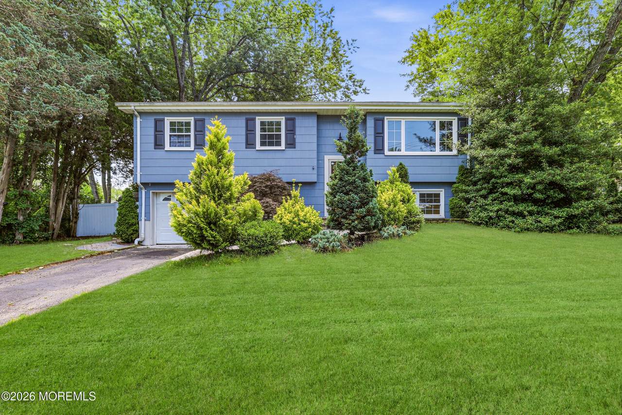 5 Dogwood Drive - Photo 1
