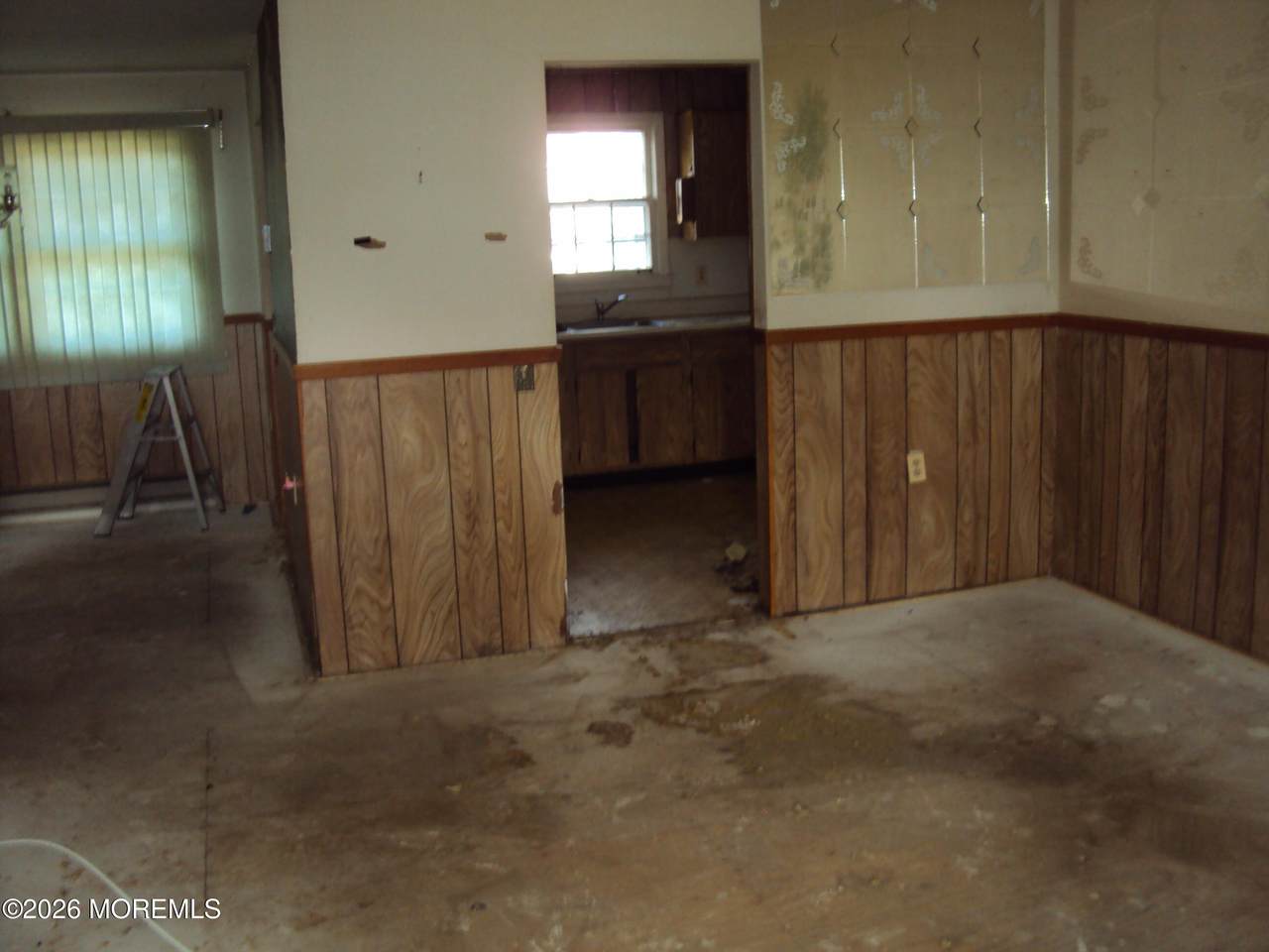 https://bt-photos.global.ssl.fastly.net/monmouth/1280_boomver_1_22621997-2.jpg